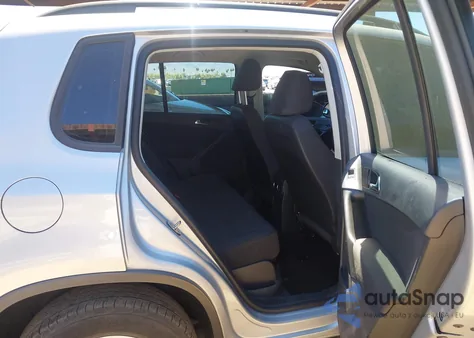 2015 Volkswagen Tiguan S from USA, damaged, VIN WVGAV7AX3FW565189